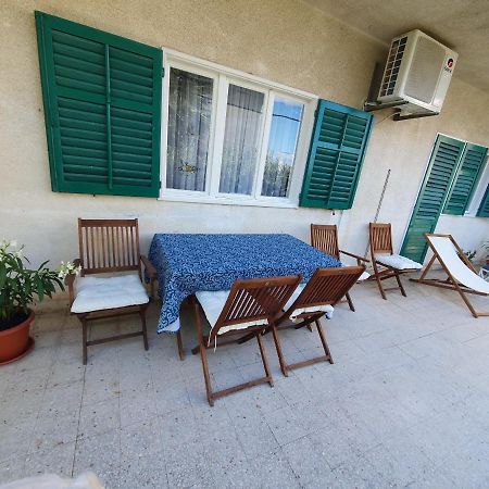 Apartment Lana Τρογκίρ Εξωτερικό φωτογραφία