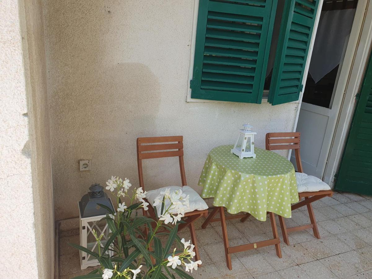 Apartment Lana Τρογκίρ Εξωτερικό φωτογραφία