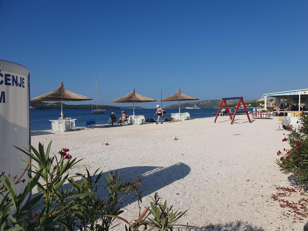 Apartment Lana Τρογκίρ Εξωτερικό φωτογραφία