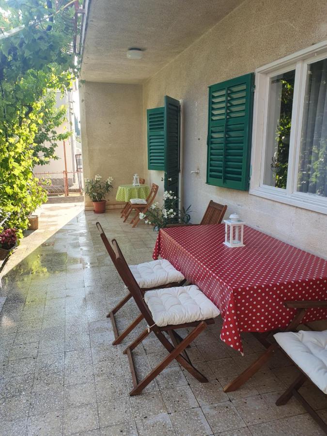 Apartment Lana Τρογκίρ Εξωτερικό φωτογραφία